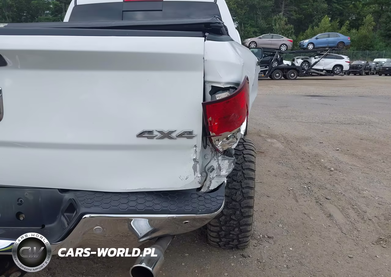 2017 Ram 1500 Big Horn 4X4 5'7 Box VIN:1C6RR7LT6HS691814 - 17