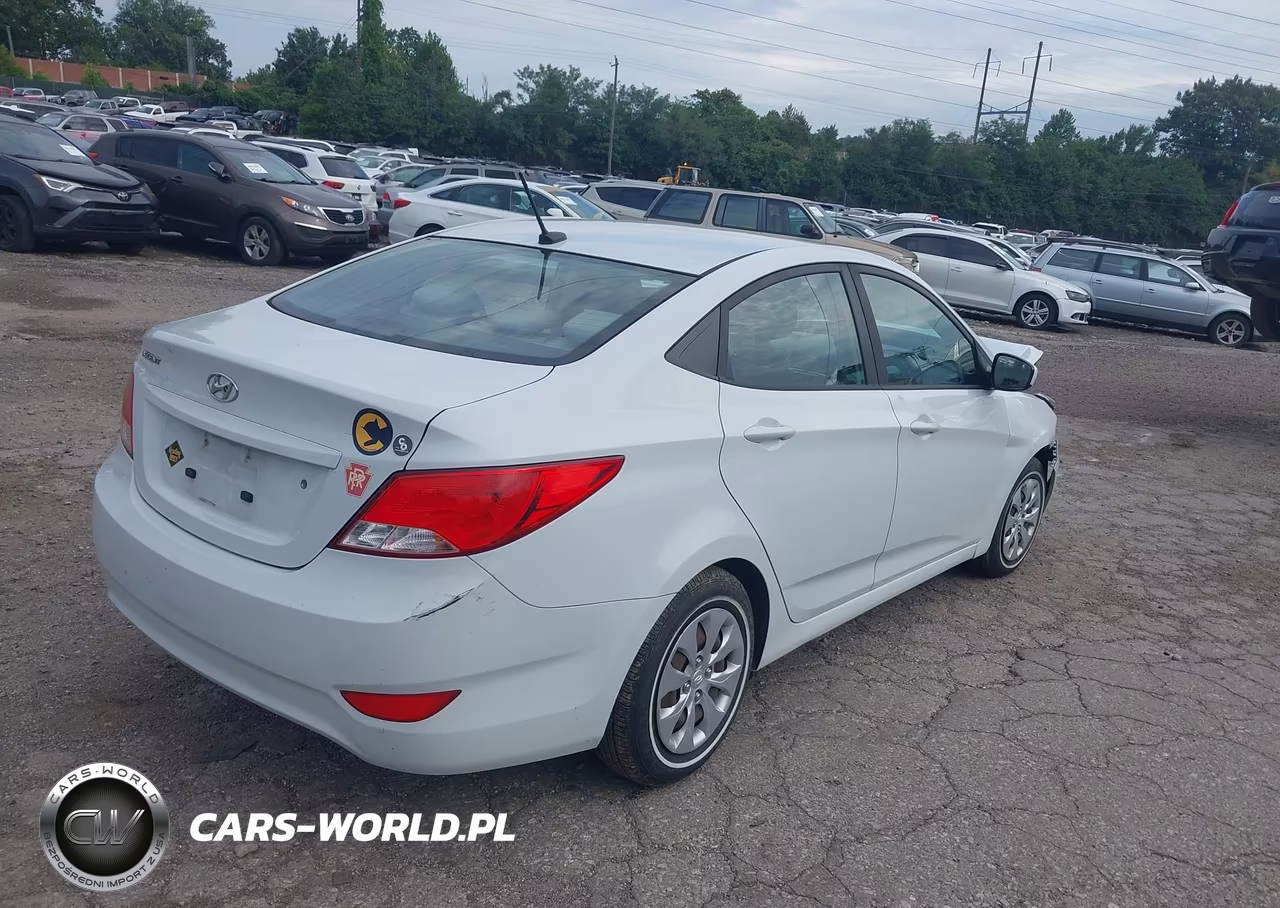 2017 Hyundai Accent Se VIN:KMHCT4AE4HU368932 - 4