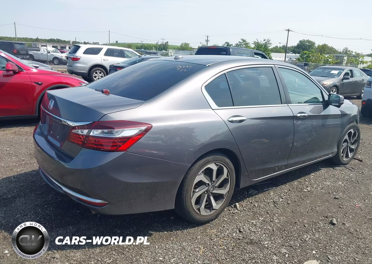2017 Honda Accord Ex VIN:1HGCR2F70HA068700 - 4