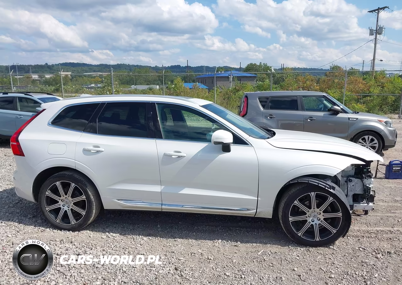 2021 Volvo Xc60 T5 Inscription VIN:YV4102RL2M1882055 - 13