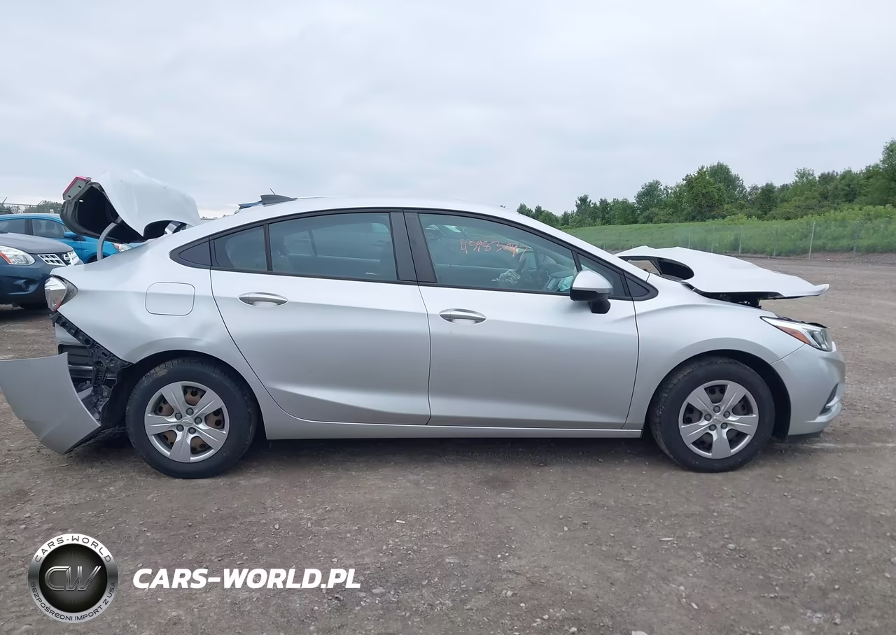 2016 Chevrolet Cruze Ls Auto VIN:1G1BC5SM3G7302079 - 13
