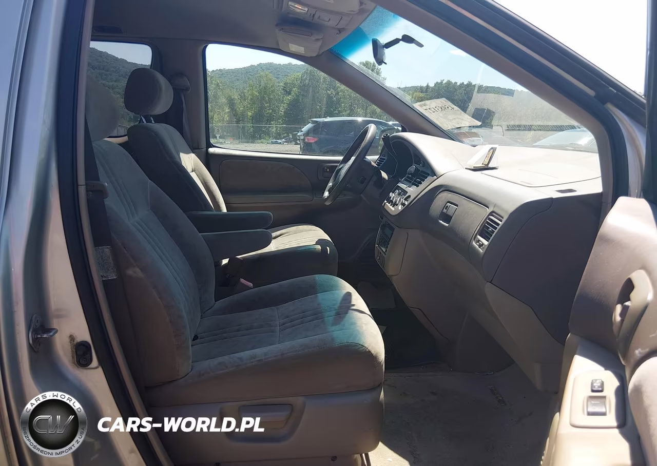 2001 Toyota Sienna Le VIN:4T3ZF13C11U382005 - 5