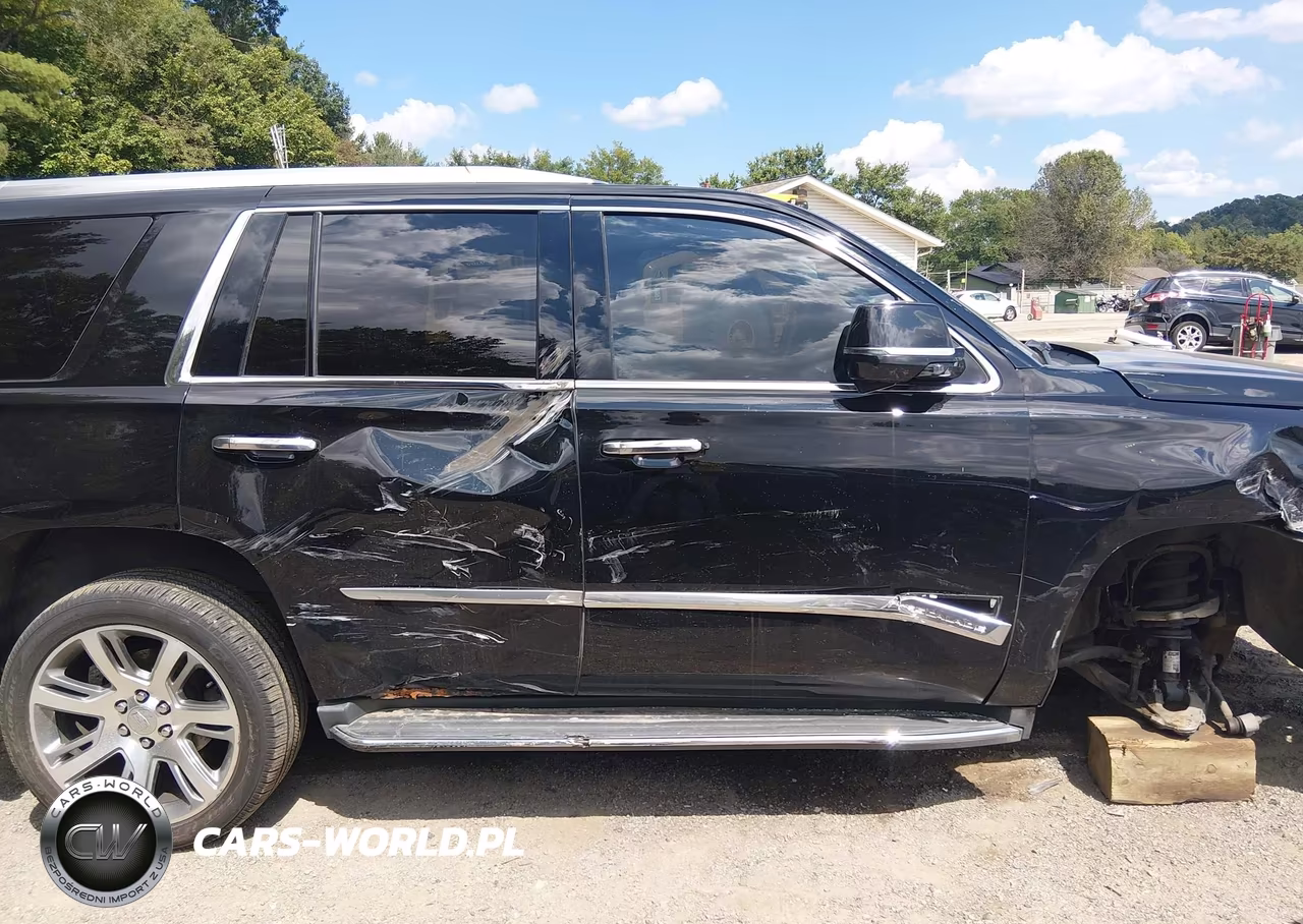 2015 Cadillac Escalade Luxury VIN:1GYS4MKJ1FR628660 - 14