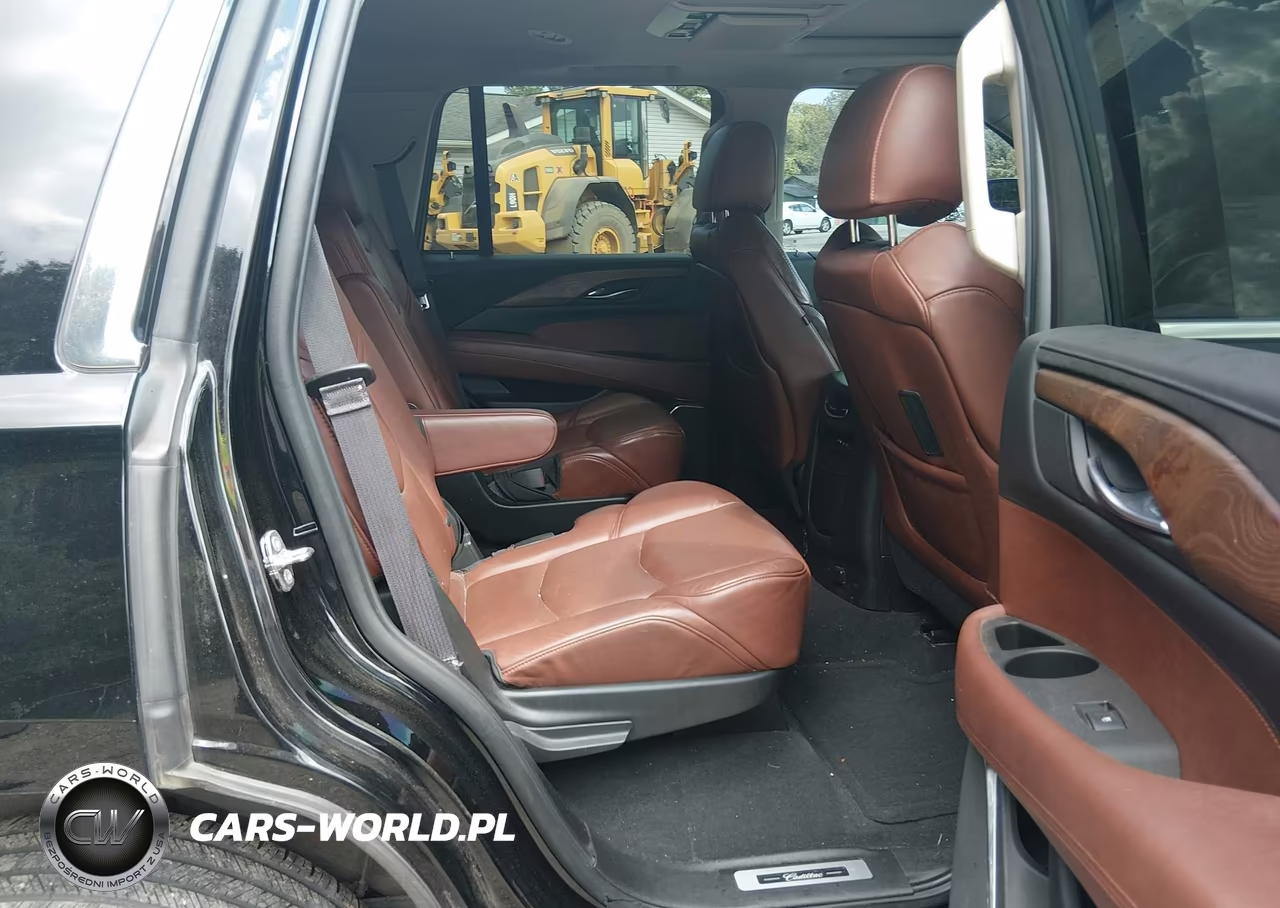 2015 Cadillac Escalade Luxury VIN:1GYS4MKJ1FR628660 - 8
