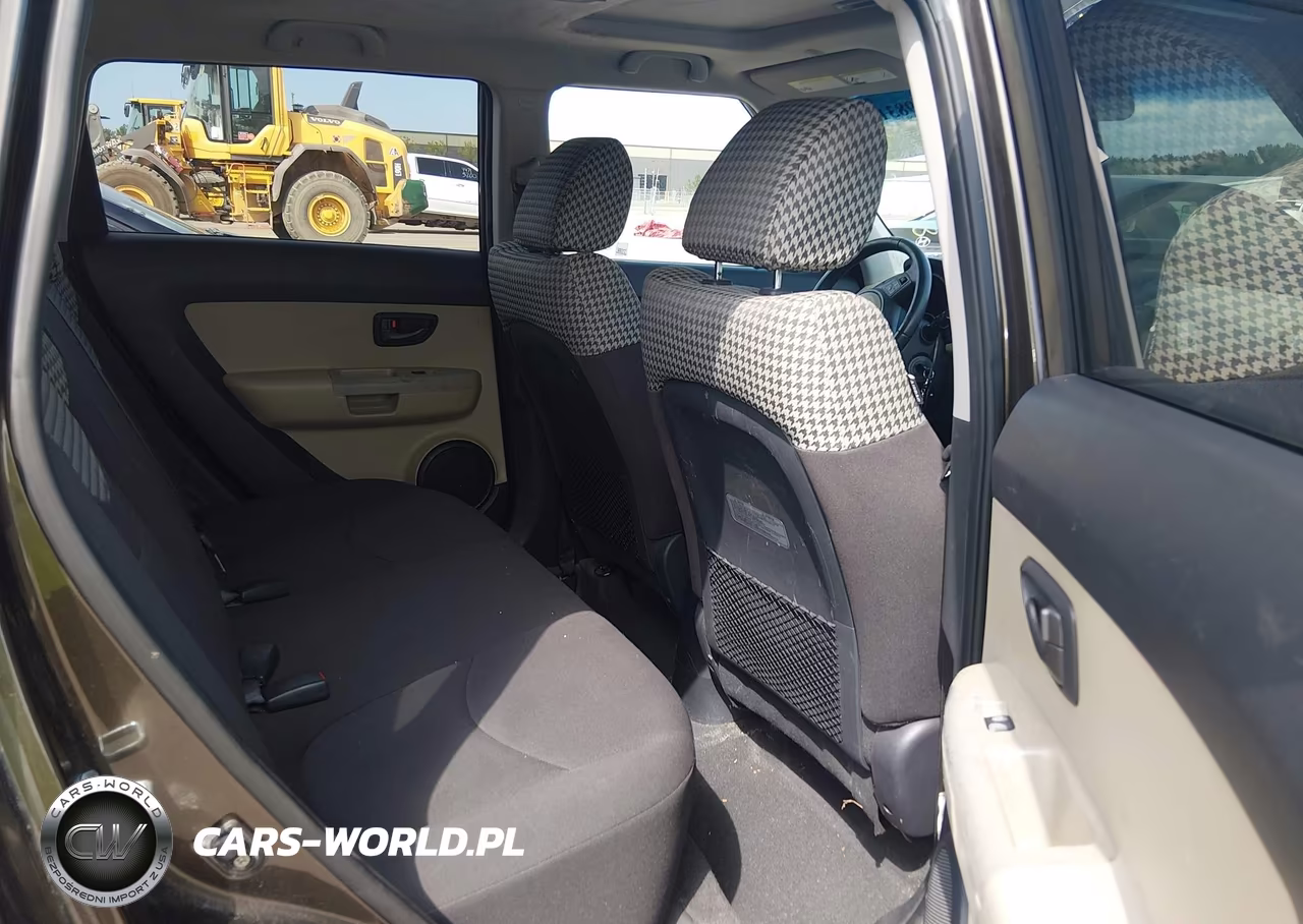 2010 Kia Soul ! VIN:KNDJT2A27A7046473 - 8