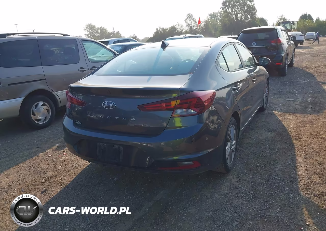2020 Hyundai Elantra Sel VIN:5NPD84LF2LH627386 - 16