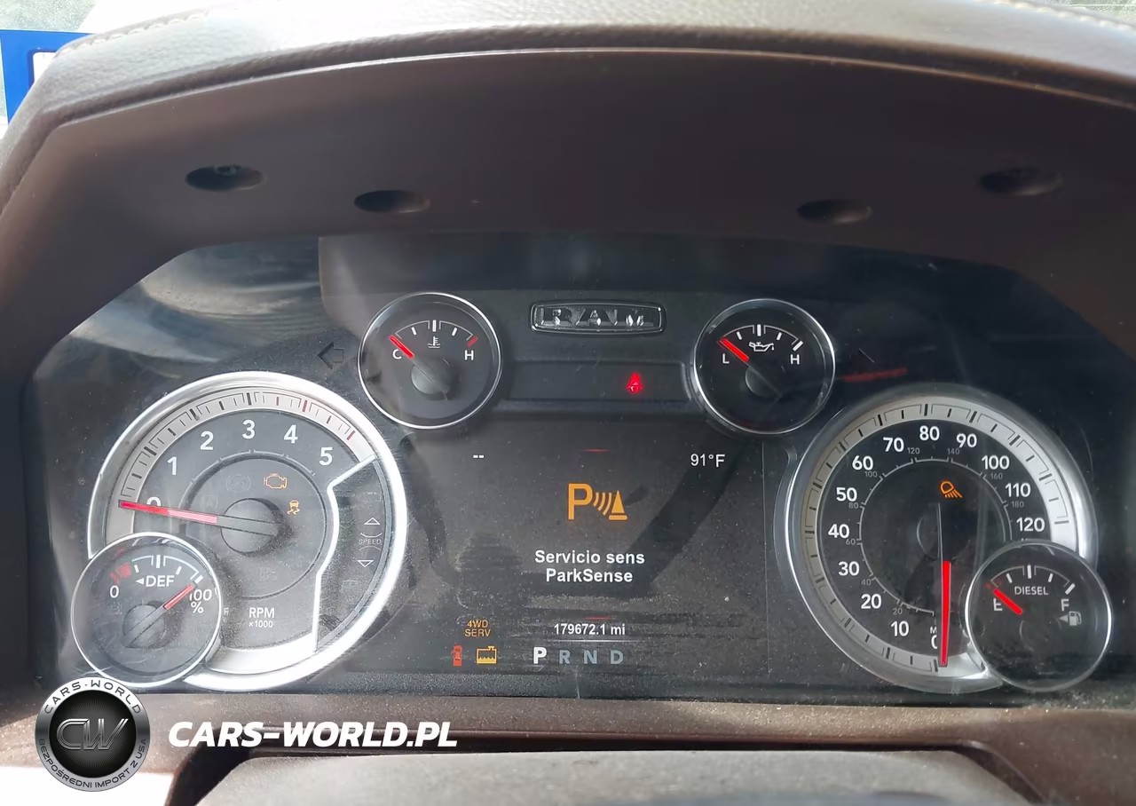 2018 Dodge 3500 VIN:3C63RRJL3JG221080 - 17