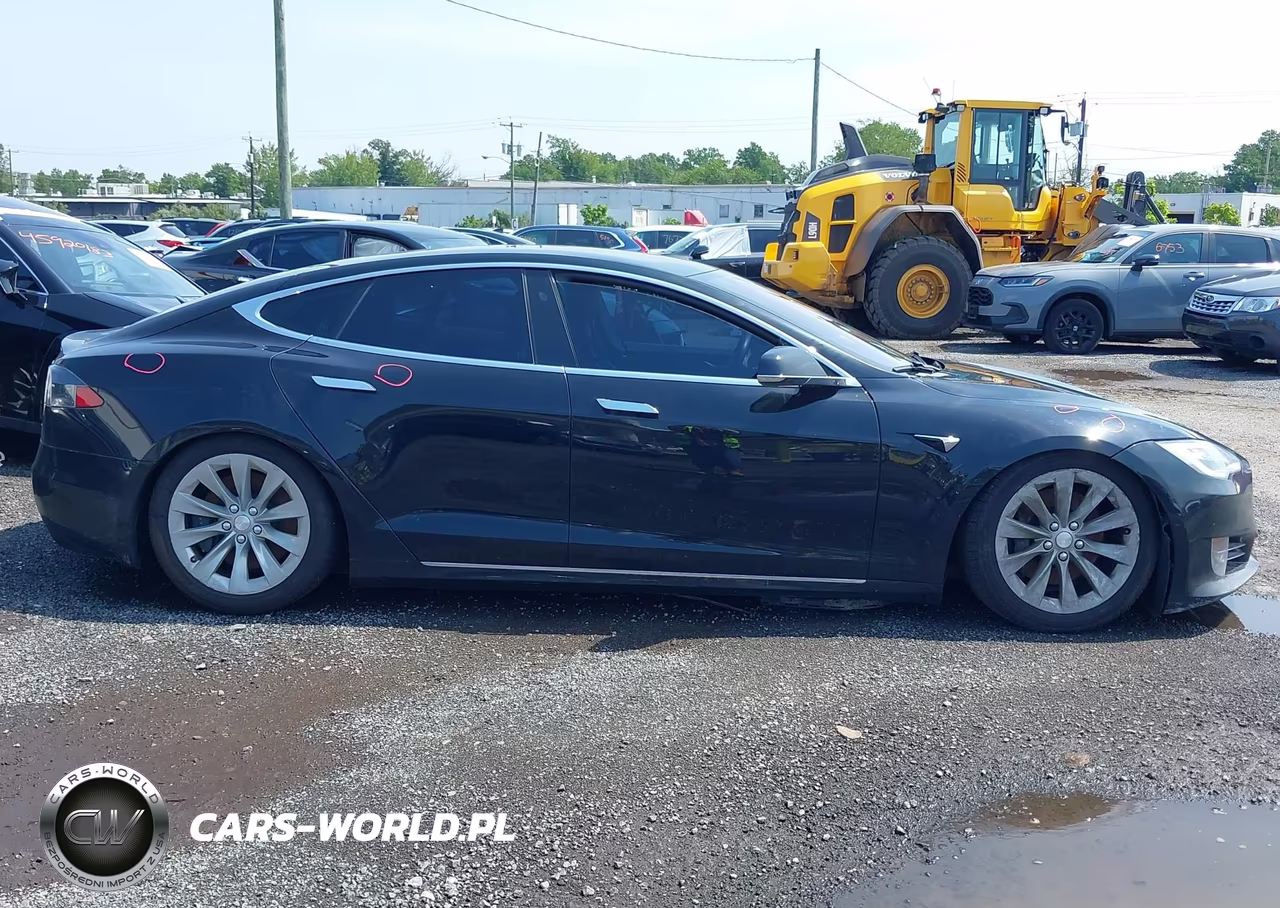 2018 Tesla Model S VIN:5YJSA1E2XJF293821 - 13