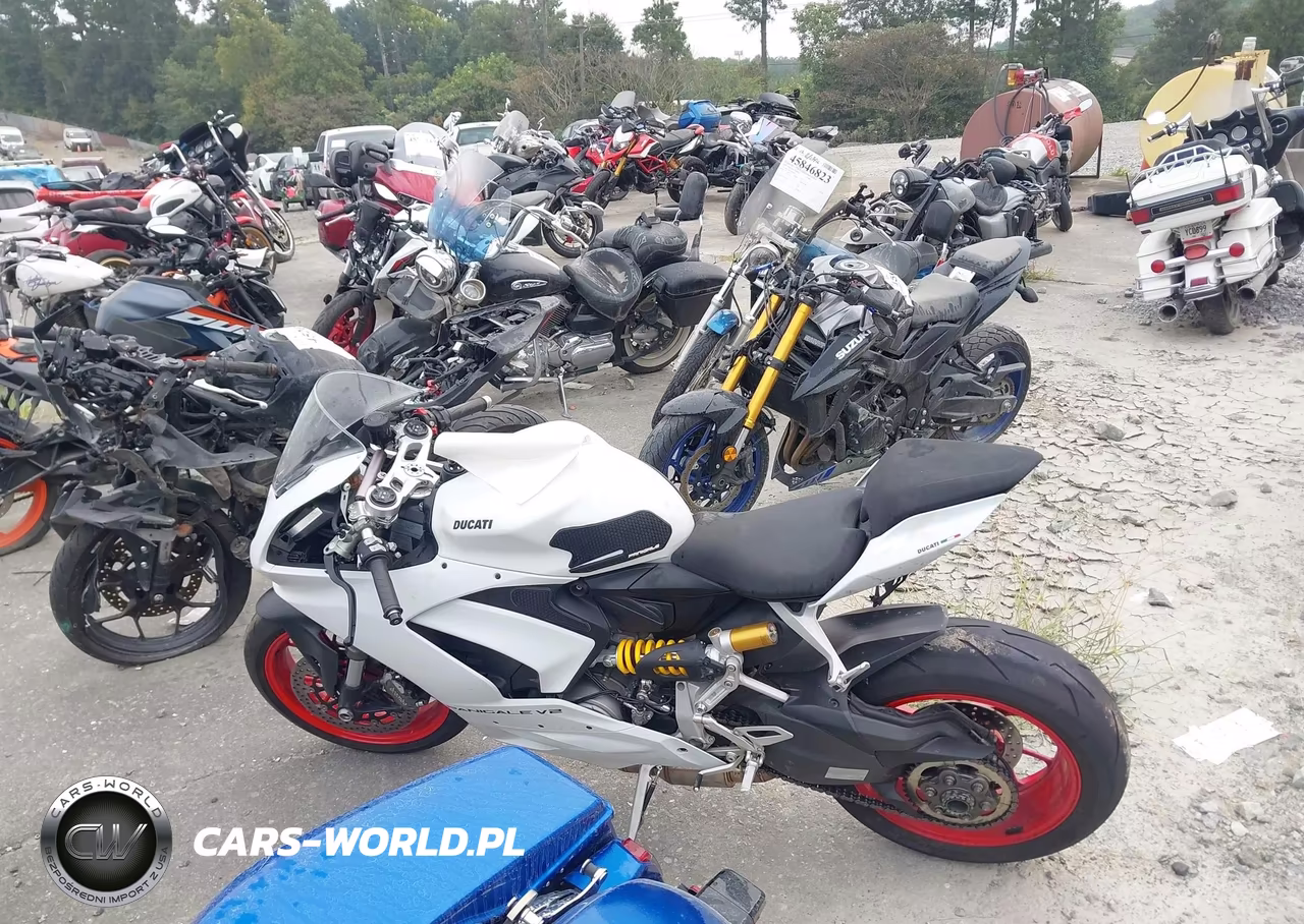 2023 Ducati Panigale V2 VIN:ZDMHAATW7PB010873 - 13