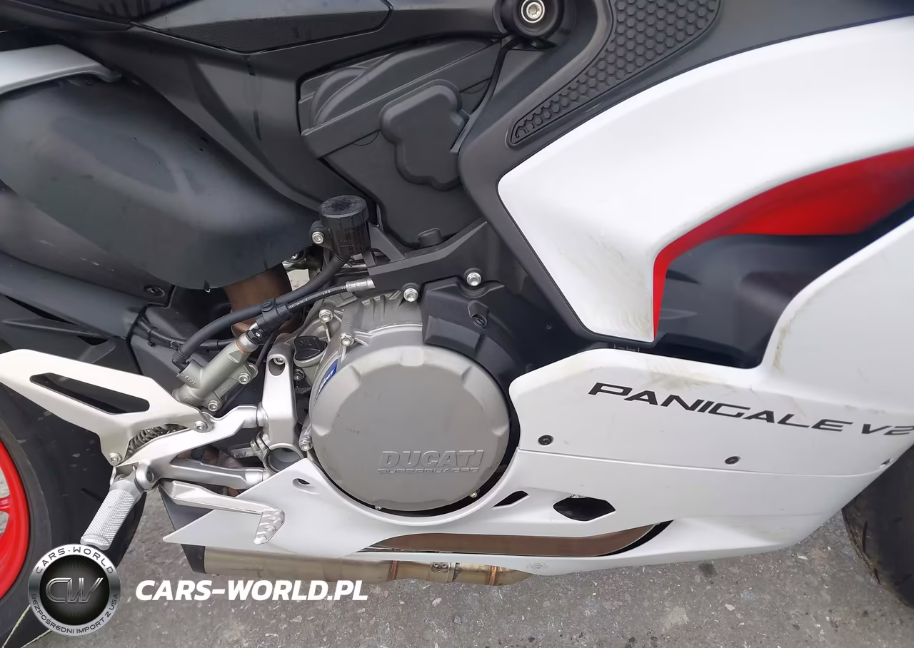 2023 Ducati Panigale V2 VIN:ZDMHAATW7PB010873 - 8