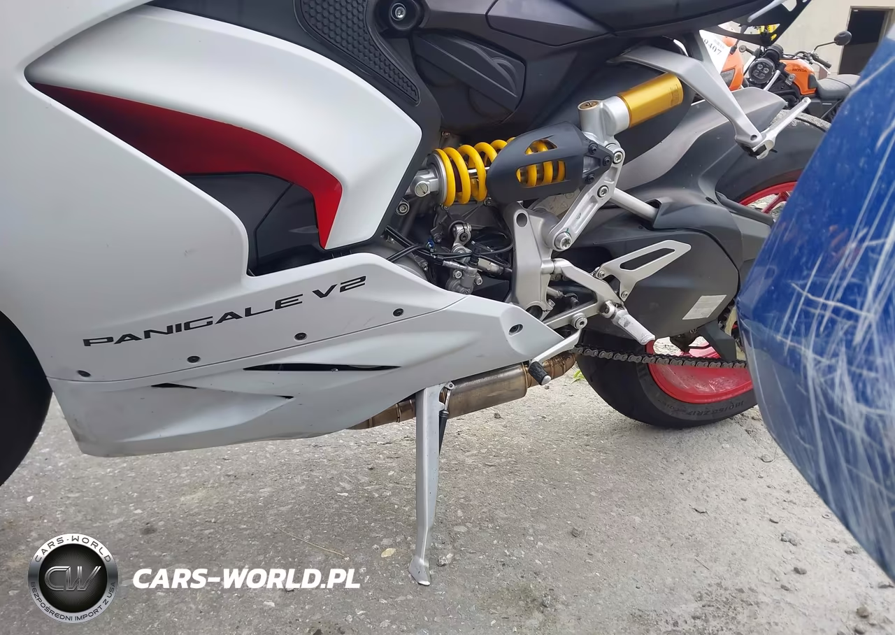2023 Ducati Panigale V2 VIN:ZDMHAATW7PB010873 - 9