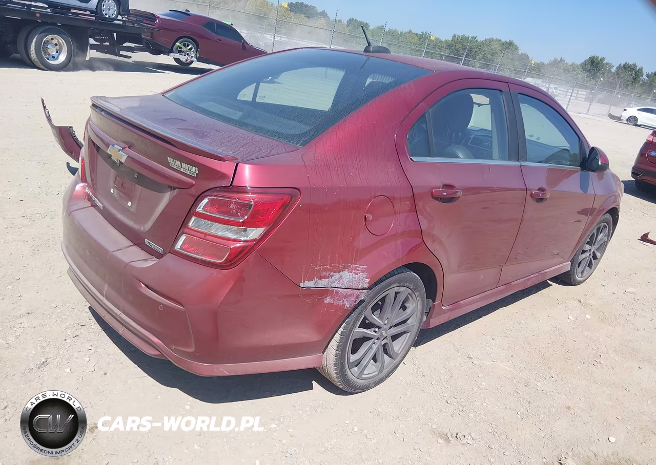 2017 Chevrolet Sonic Premier Auto VIN:1G1JF5SB8H4106174 - 4