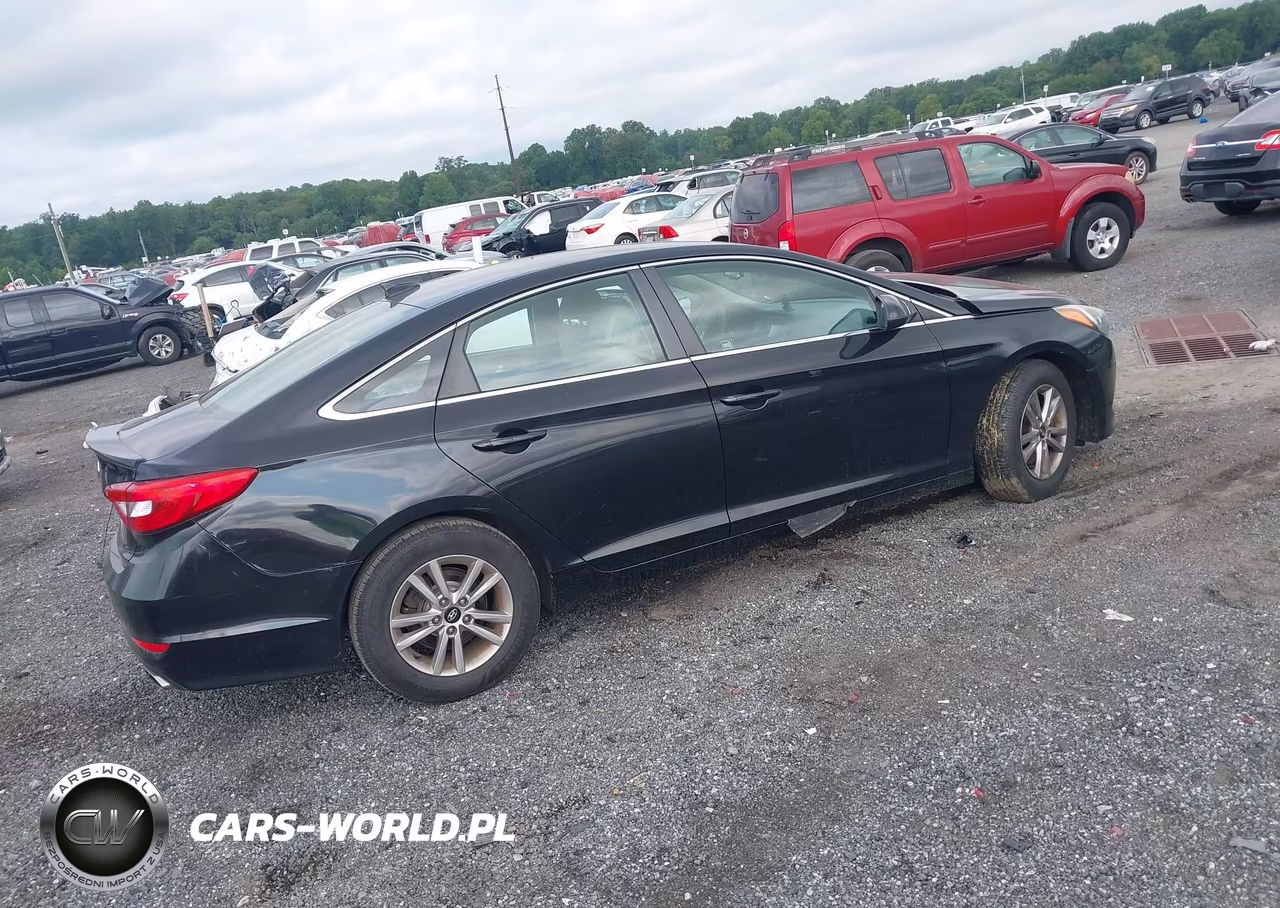 2016 Hyundai Sonata Se VIN:5NPE24AF9GH355580 - 4