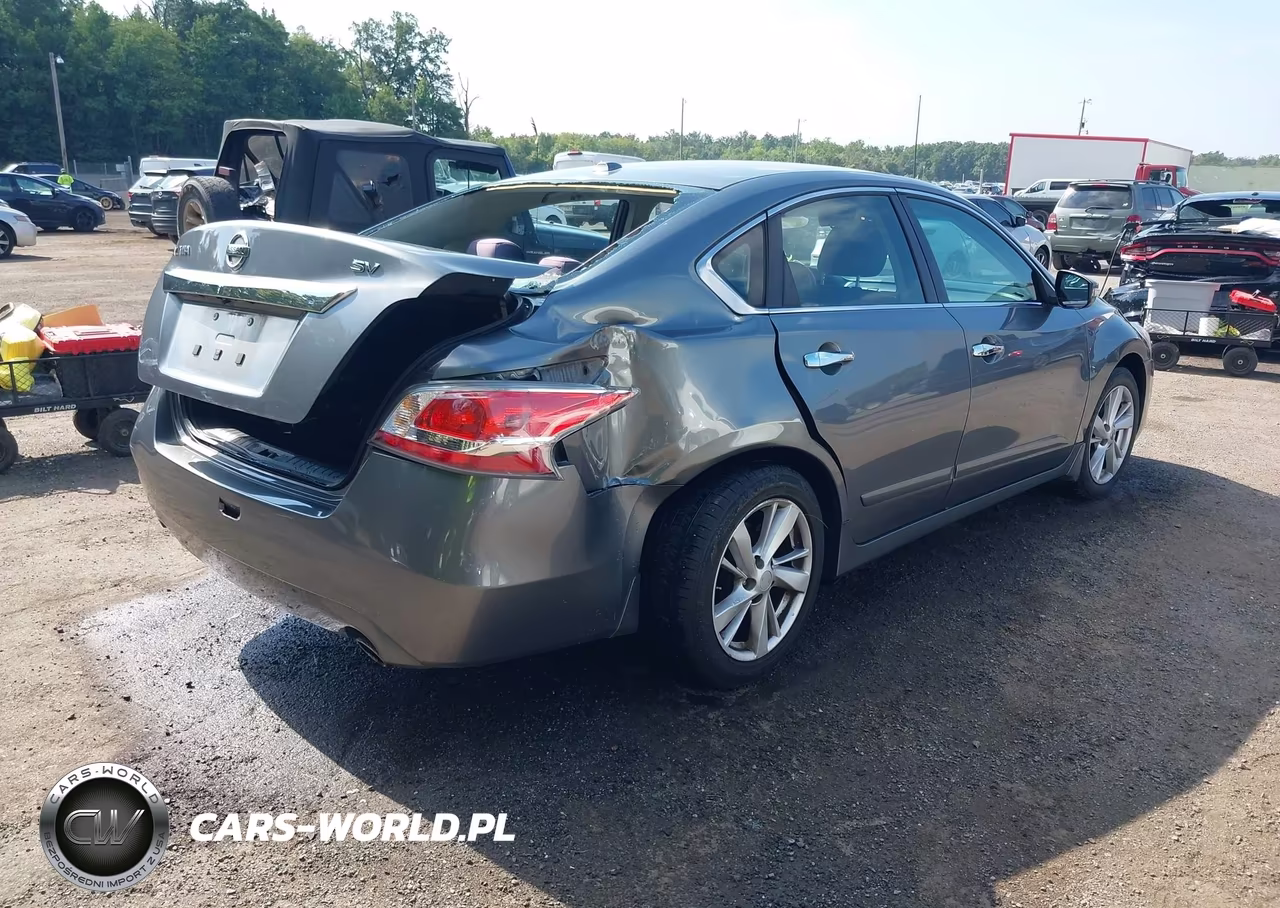 2015 Nissan Altima 2.5 Sv VIN:1N4AL3AP5FC226380 - 4