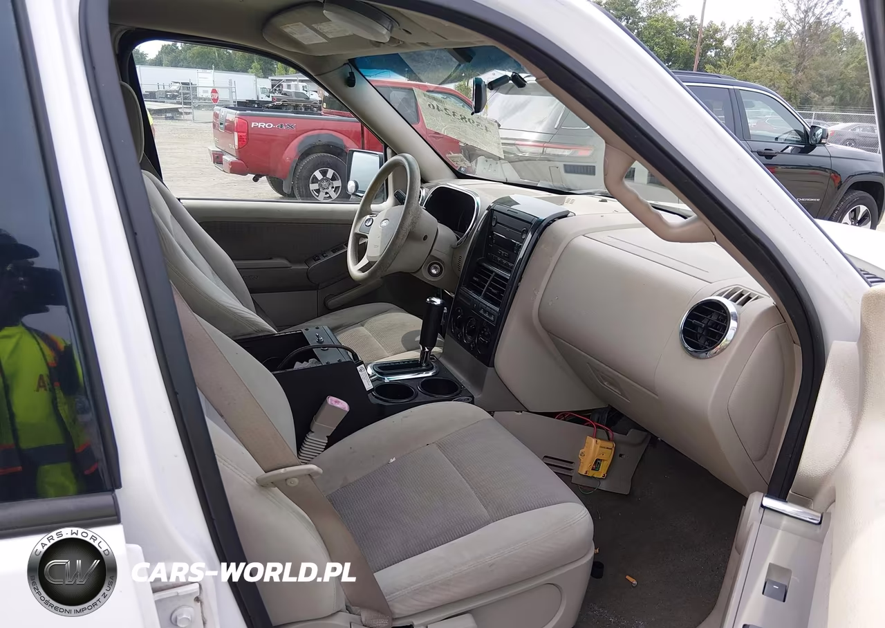 2007 Ford Explorer Xlt VIN:1FMEU73E67UB35301 - 5
