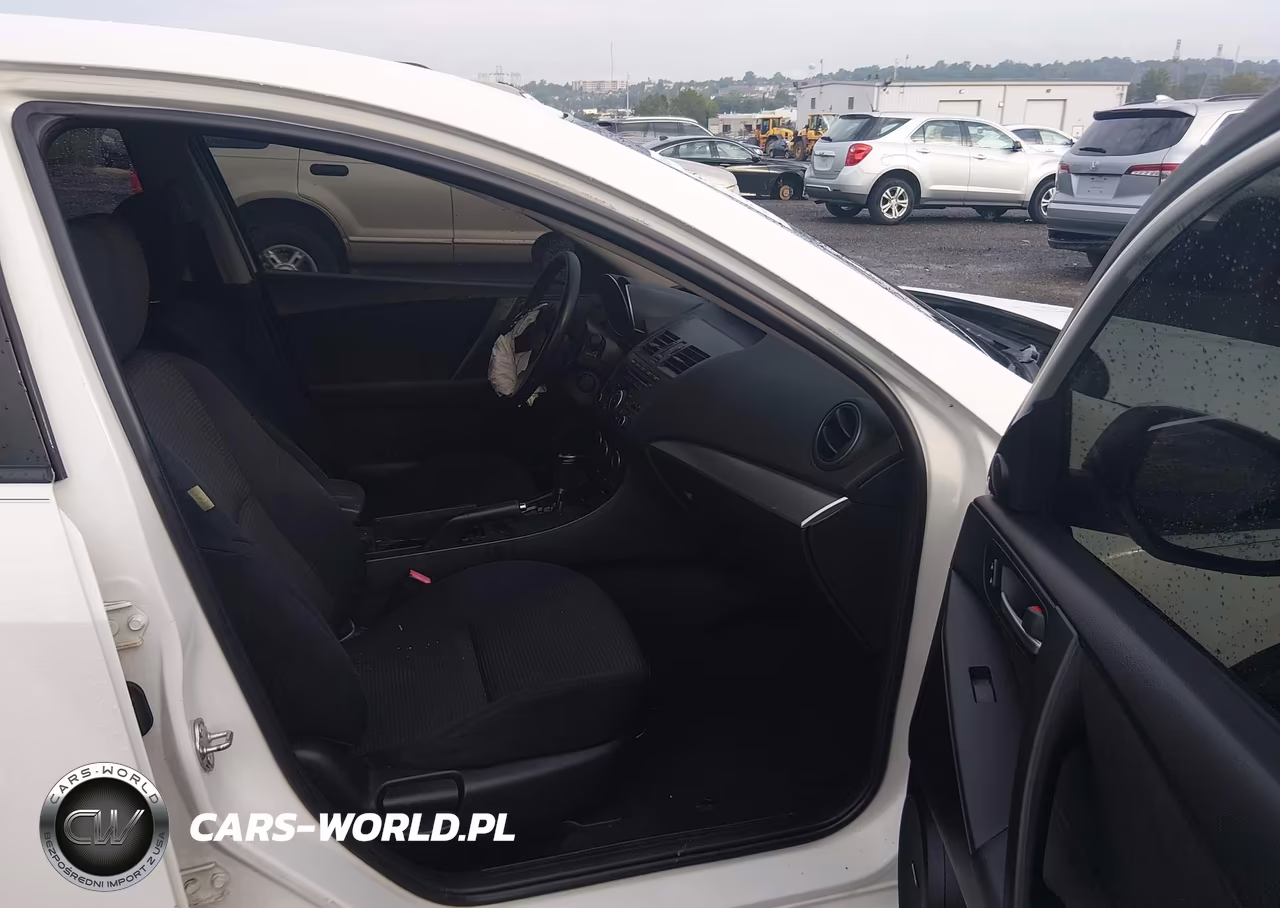 2013 Mazda Mazda3 I Touring VIN:JM1BL1VP8D1824467 - 5