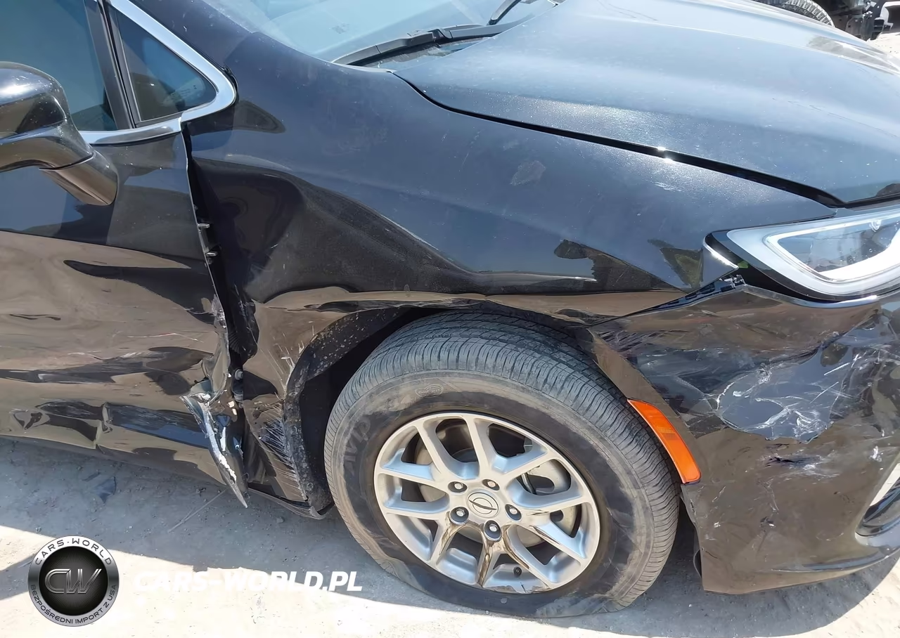 2025 Chrysler Pacifica Select VIN:2C4RC1BG6SR569653 - 19