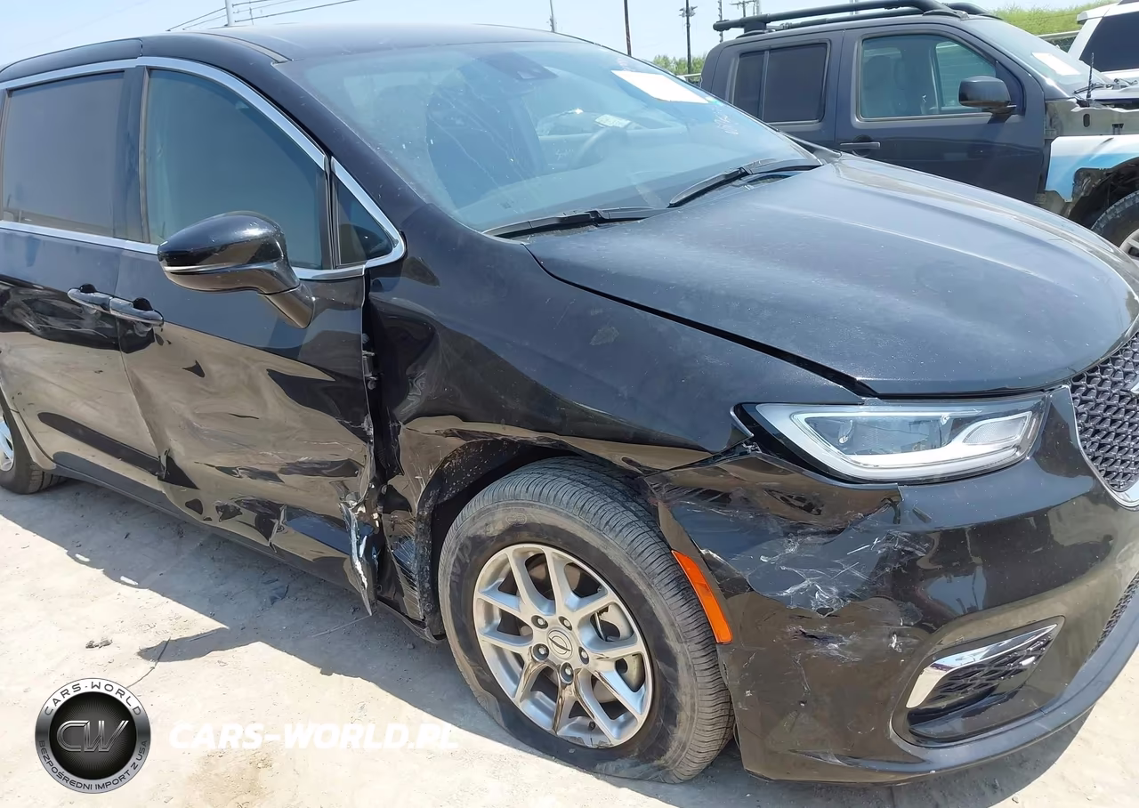 2025 Chrysler Pacifica Select VIN:2C4RC1BG6SR569653 - 6