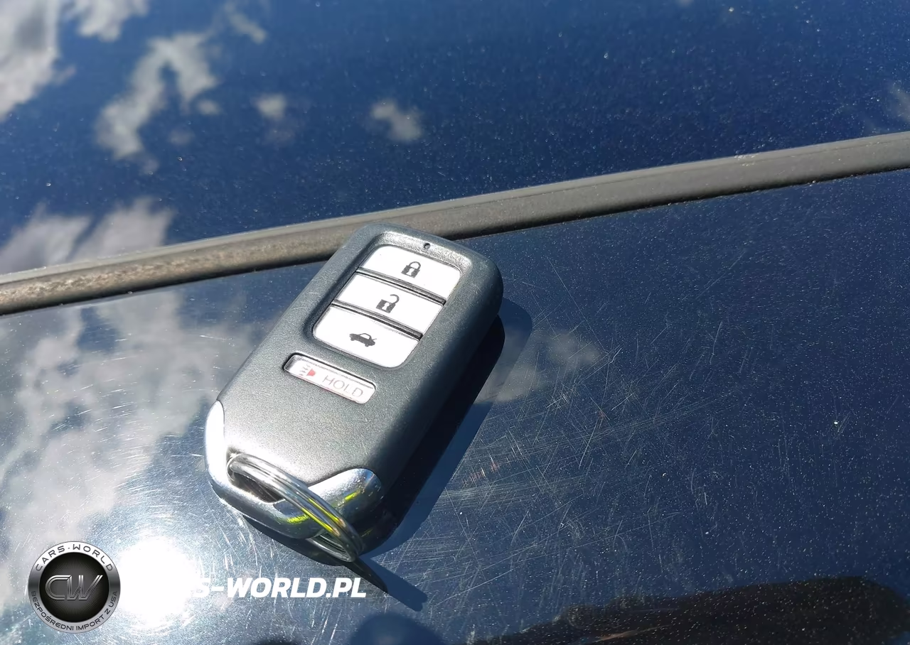 2015 Honda Accord Ex-L V-6 VIN:1HGCR3F84FA000556 - 11
