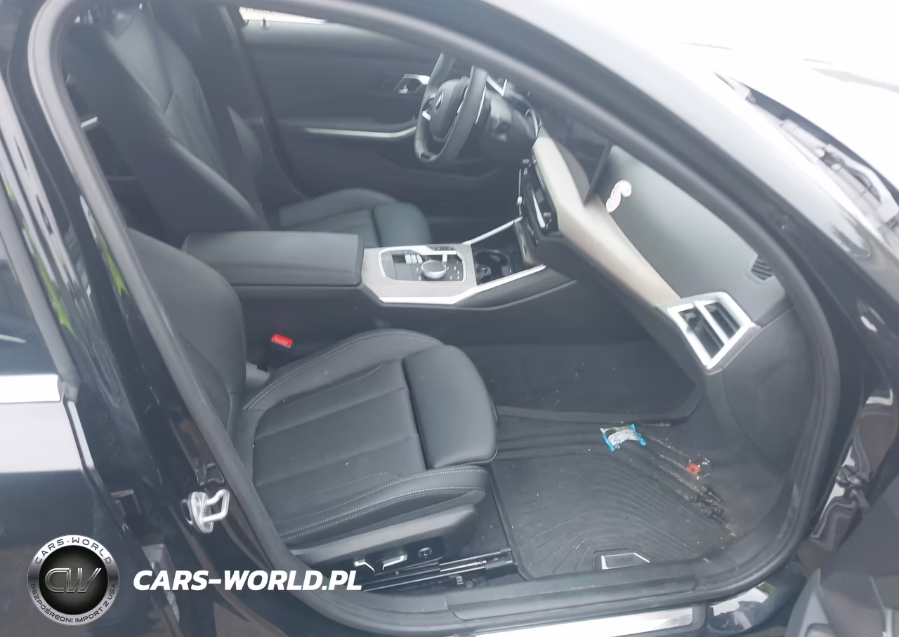 2025 BMW 330I xDrive VIN:3MW89CW02S8F13628 - 5
