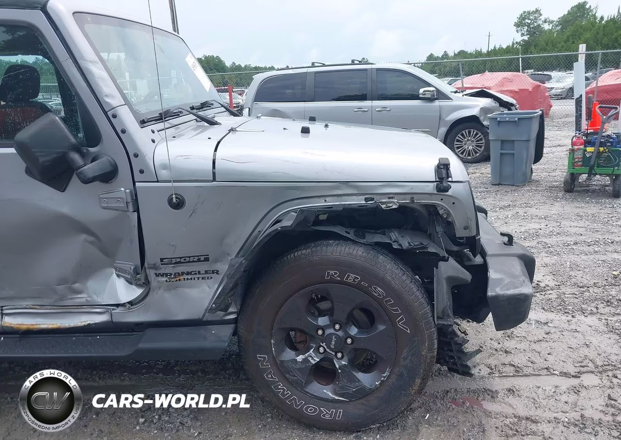 2014 Jeep Wrangler Unlimited Sport VIN:1C4BJWDGXEL106543 - 17