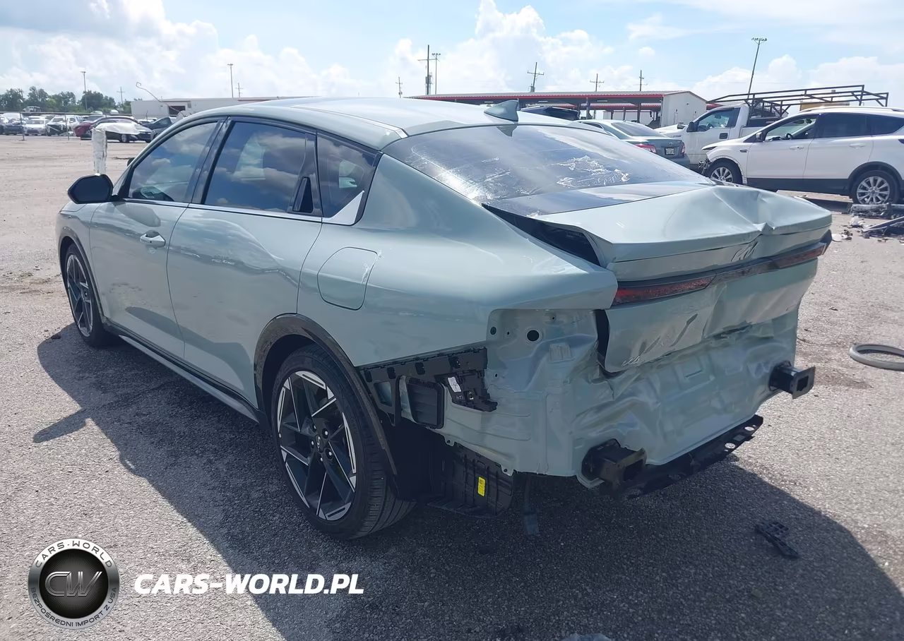 2026 Kia K4 Gt-Line VIN:3KPFW4DE8TE300130 - 3