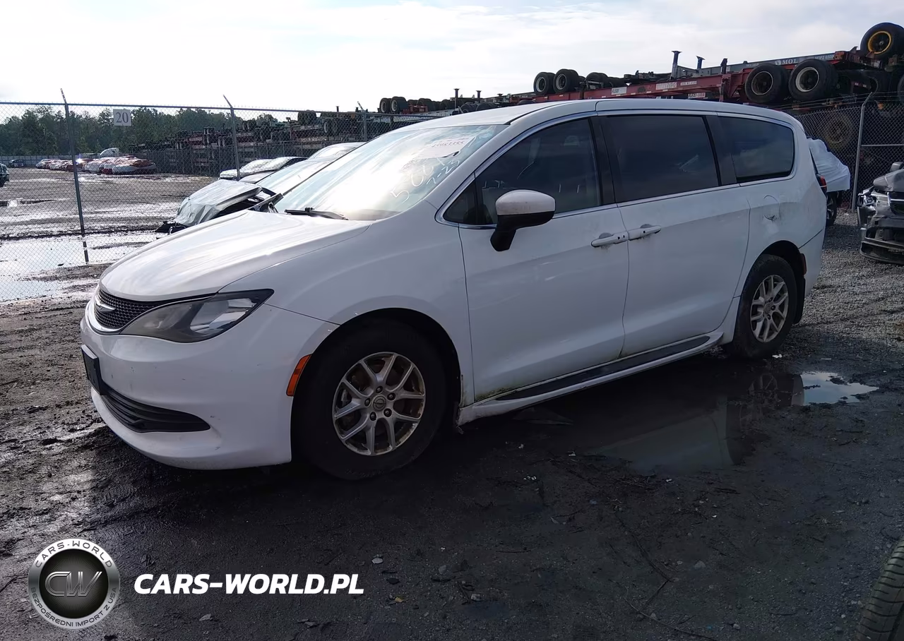 2017 Chrysler Pacifica Touring VIN:2C4RC1DG1HR588763 - 2