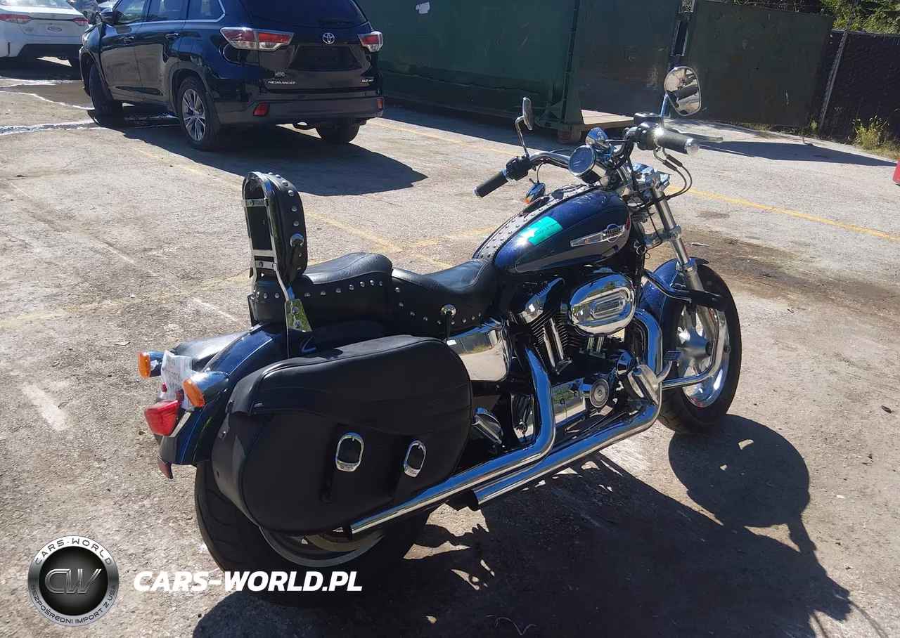 2012 Harley-Davidson Xl1200 C VIN:1HD1CT312CC449778 - 4