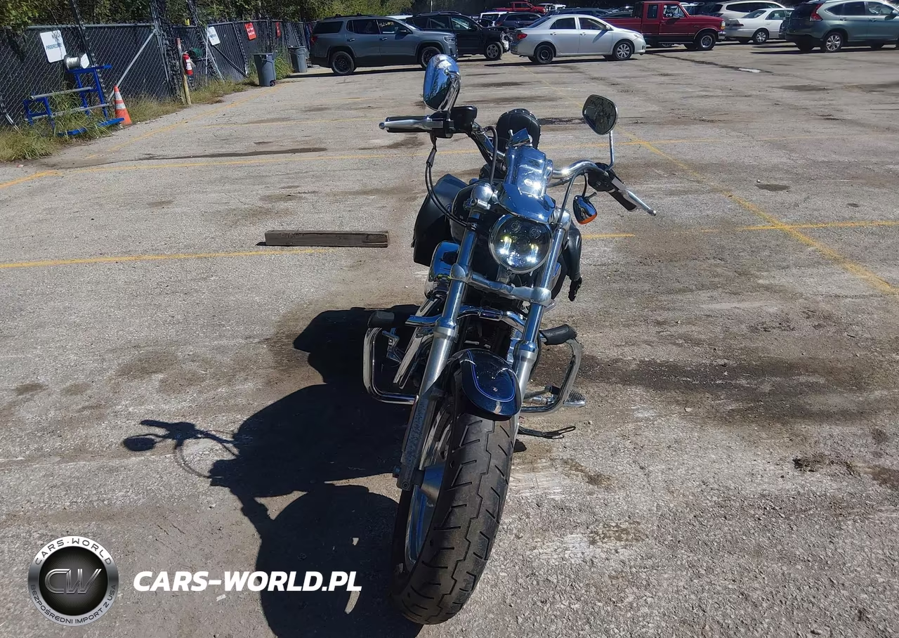 2012 Harley-Davidson Xl1200 C VIN:1HD1CT312CC449778 - 5