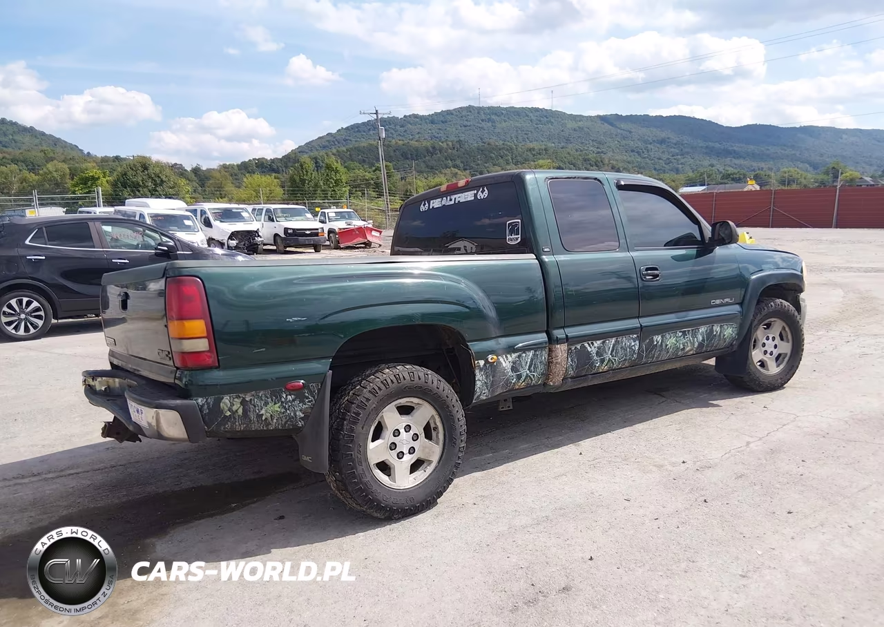 2002 GMC Sierra 1500 Denali VIN:2GTFK69U121355120 - 4