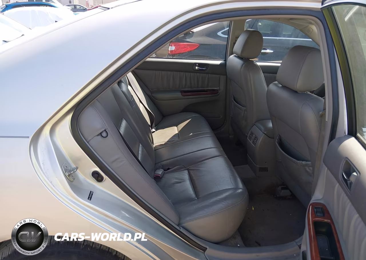 2004 Toyota Camry Xle VIN:4T1BE30K94U890960 - 8