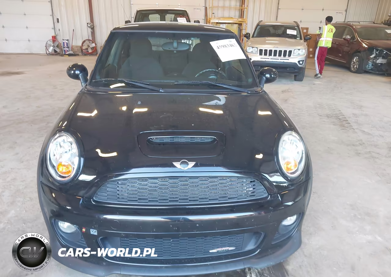 2012 Mini John Cooper Works VIN:WMWSV9C56CT499117 - 12