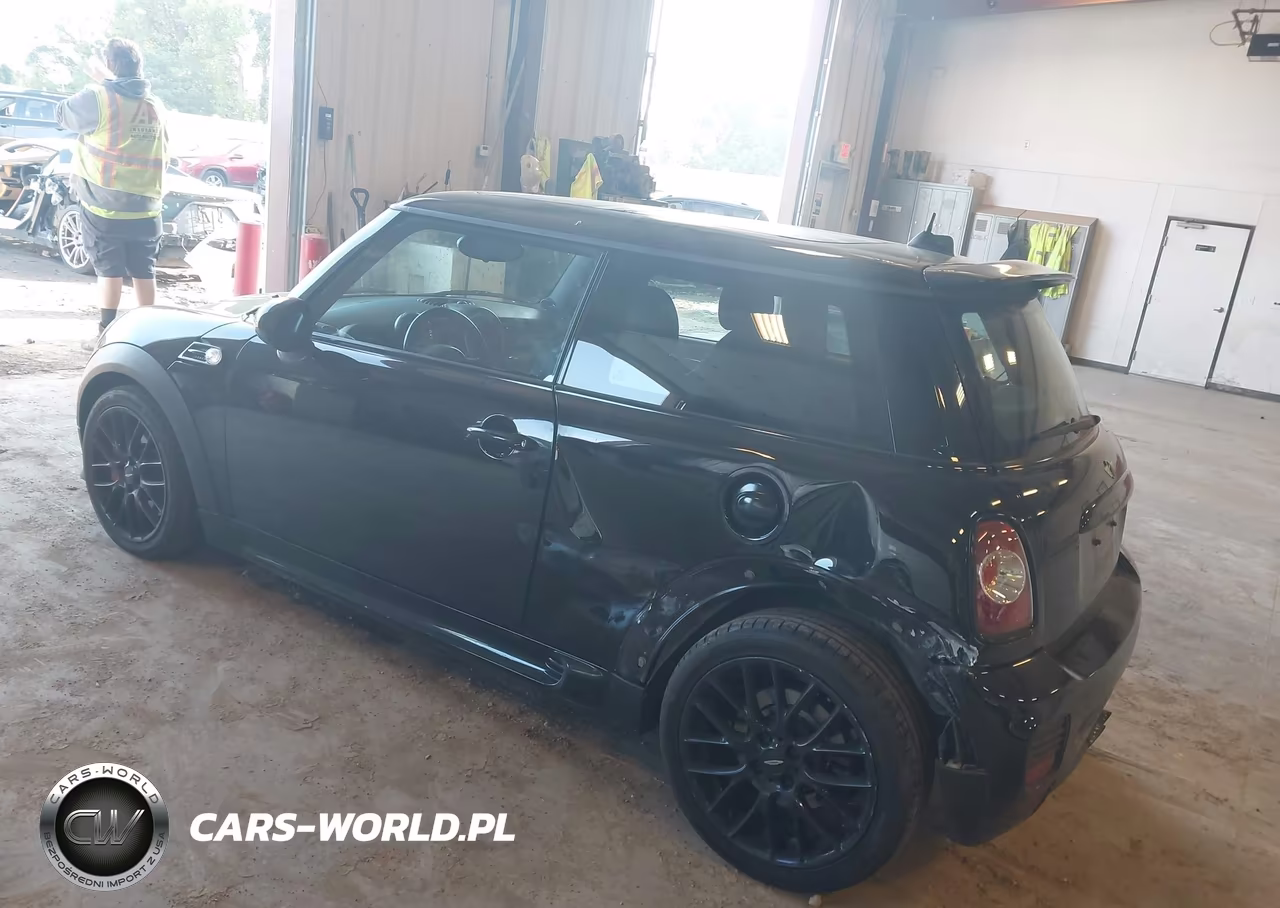 2012 Mini John Cooper Works VIN:WMWSV9C56CT499117 - 3