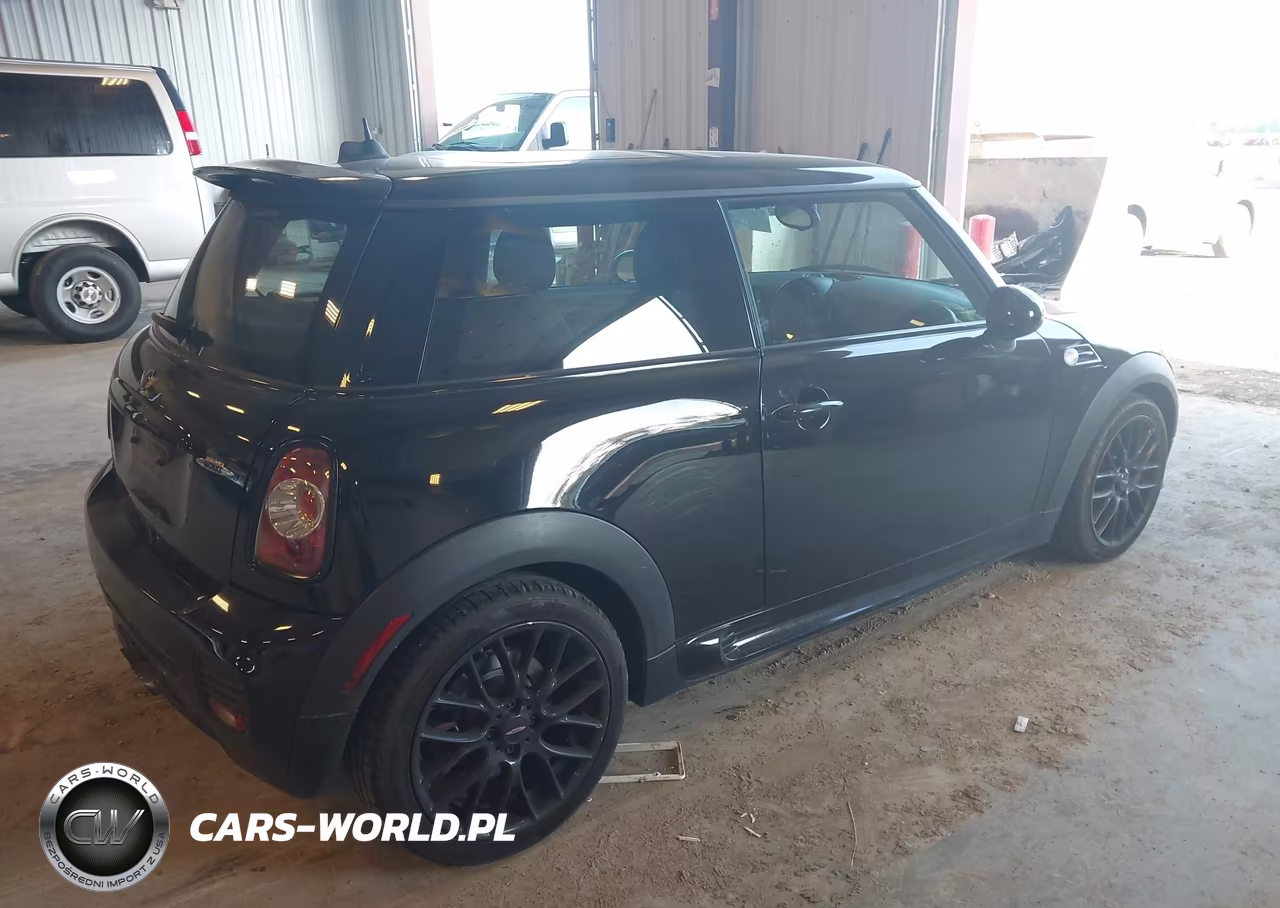2012 Mini John Cooper Works VIN:WMWSV9C56CT499117 - 4