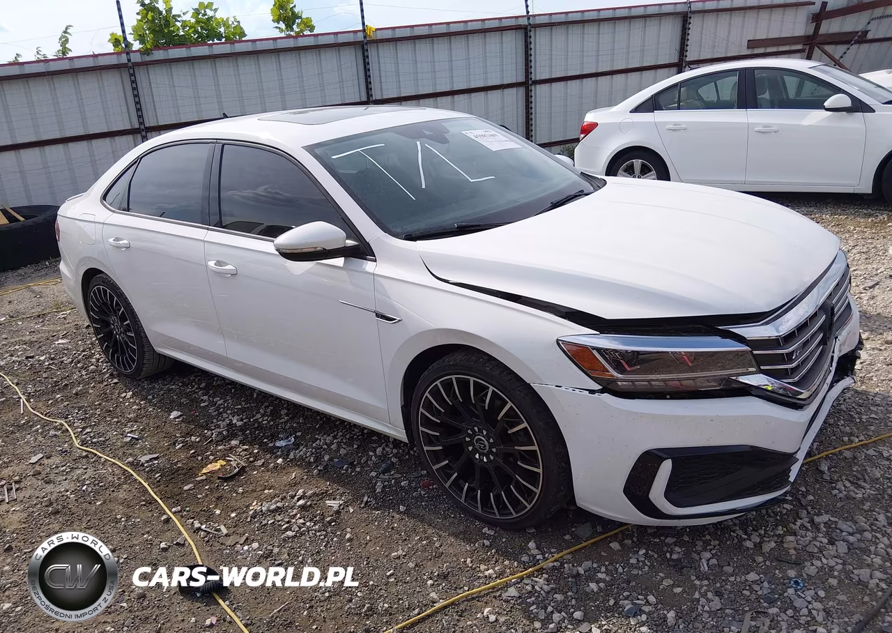 2020 Volkswagen Passat 2.0T R-Line – zdjęcie 1 z 16
