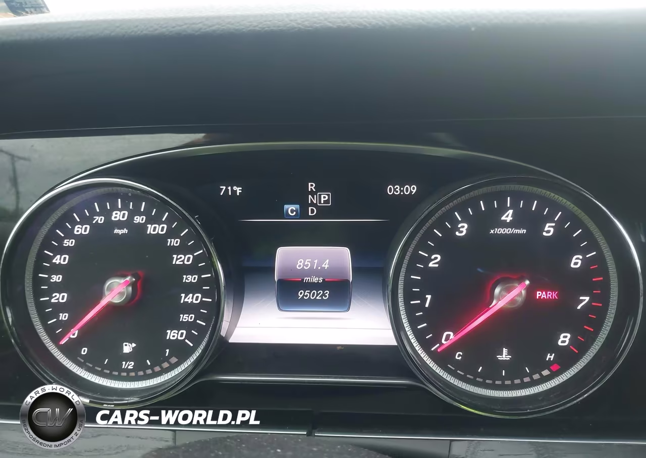 2018 Mercedes-Benz E 300 4Matic VIN:WDDZF4KB3JA379430 - 7