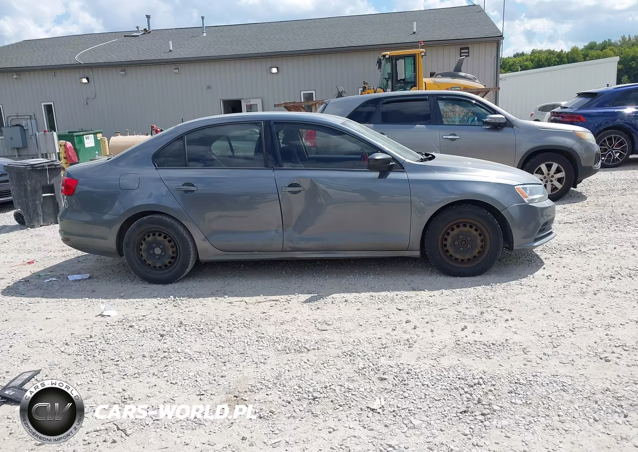 2015 Volkswagen Jetta 2.0L S VIN:3VW2K7AJ5FM318332 - 13