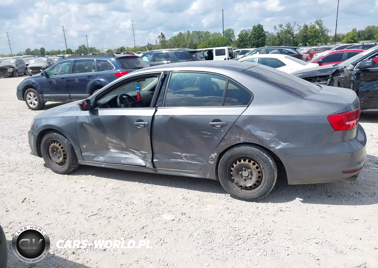 2015 Volkswagen Jetta 2.0L S VIN:3VW2K7AJ5FM318332 - 14
