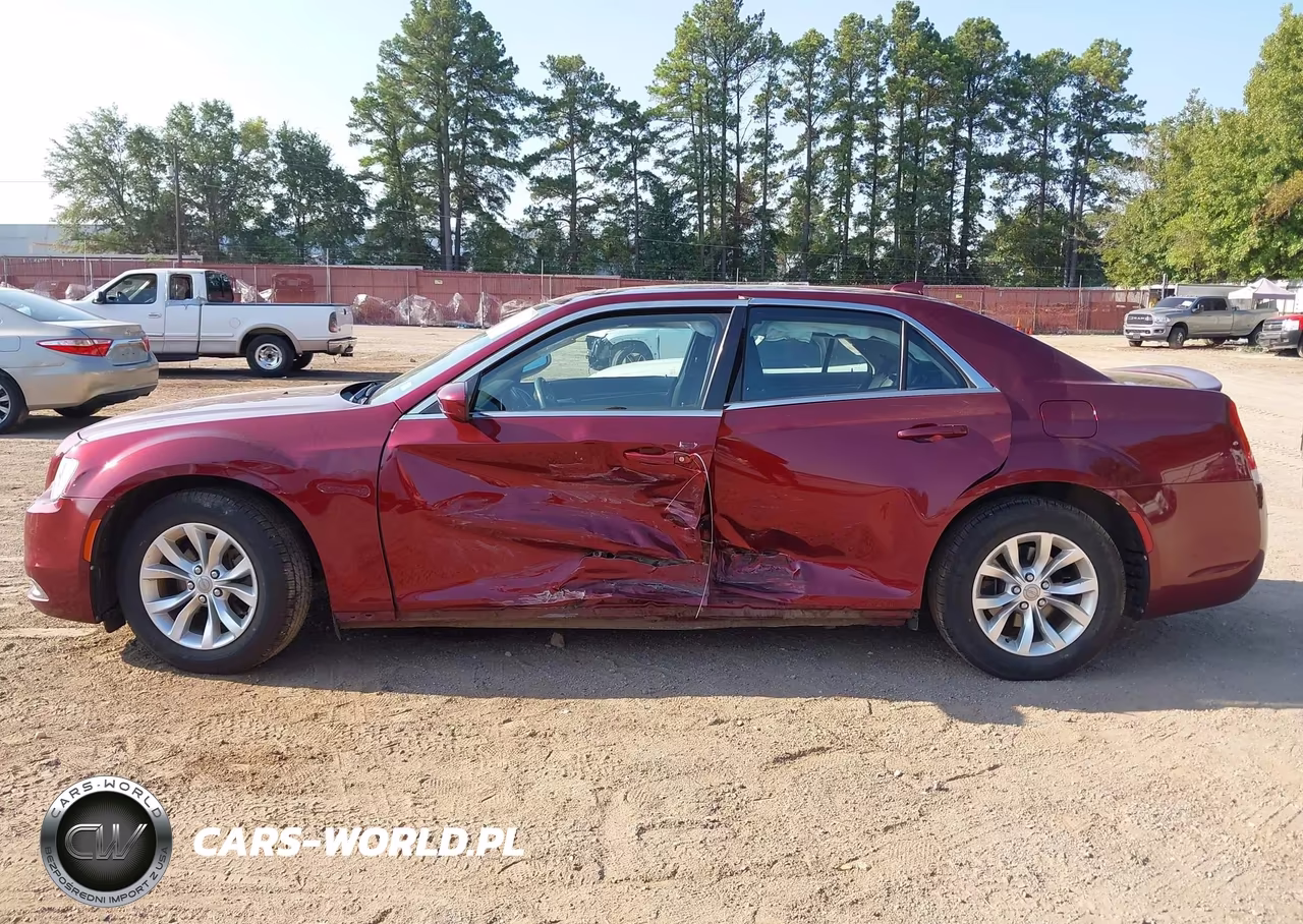 2016 Chrysler 300 Limited VIN:2C3CCAAG5GH206785 - 14