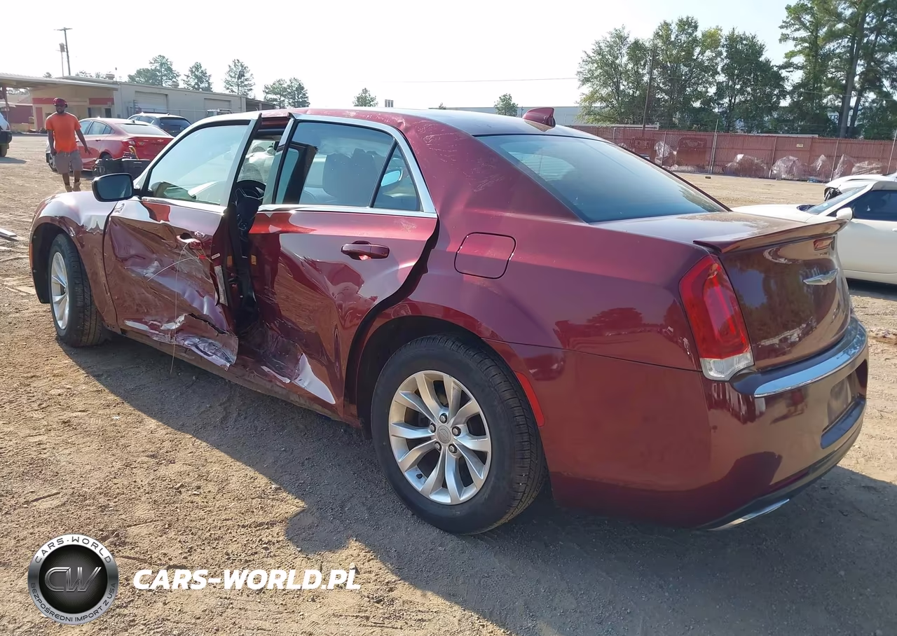 2016 Chrysler 300 Limited VIN:2C3CCAAG5GH206785 - 3