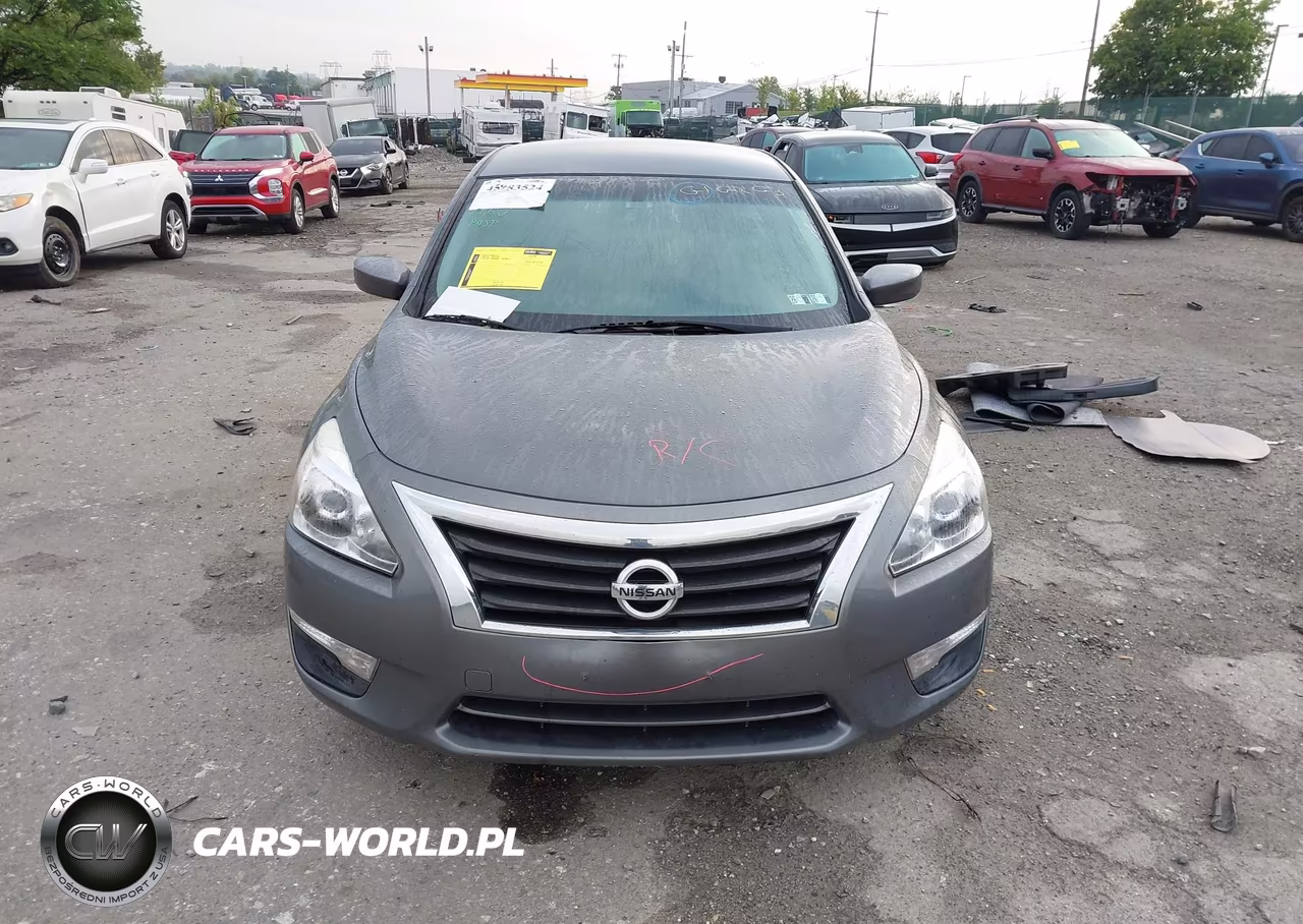 2015 Nissan Altima 2.5 S VIN:1N4AL3AP0FN370875 - 12