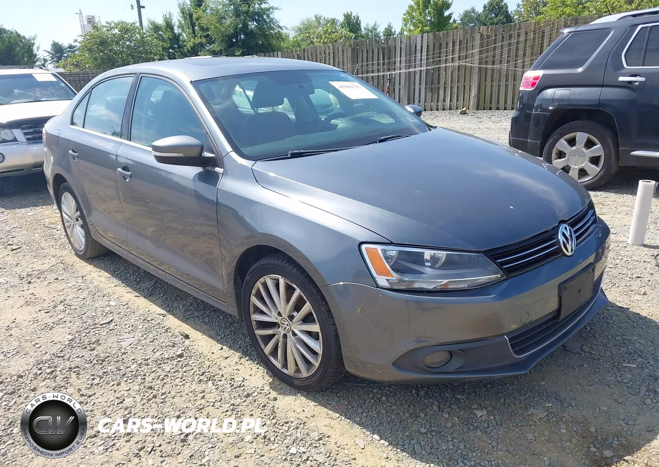 2013 Volkswagen Jetta 2.0L Tdi – zdjęcie 1 z 10