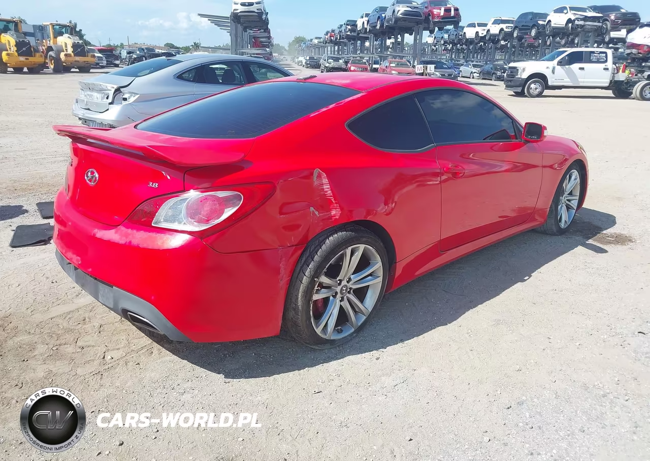 2012 Hyundai Genesis 3.8 Track VIN:KMHHU6KH8CU071257 - 4