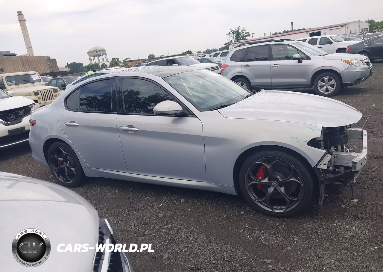 2020 Alfa Romeo Giulia Ti Sport Awd VIN:ZARFANBN3L7633817 - 13
