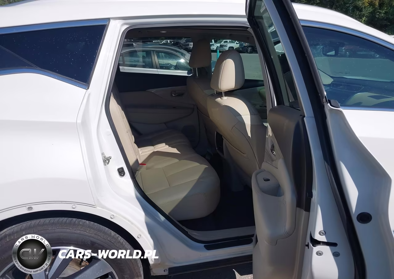 2018 Nissan Murano Platinum VIN:5N1AZ2MG8JN128161 - 8