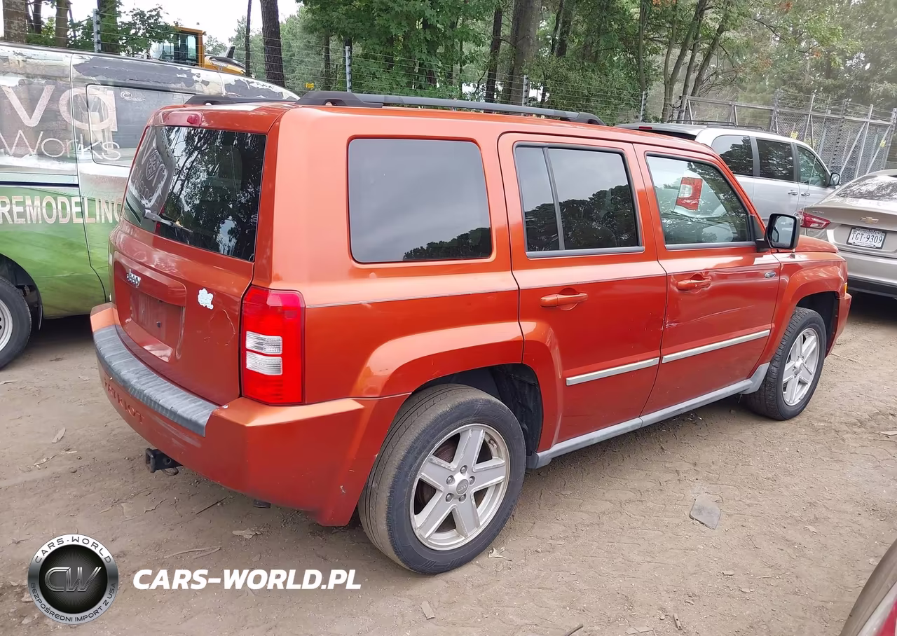 2010 Jeep Patriot Sport VIN:1J4NT1GA2AD621858 - 4