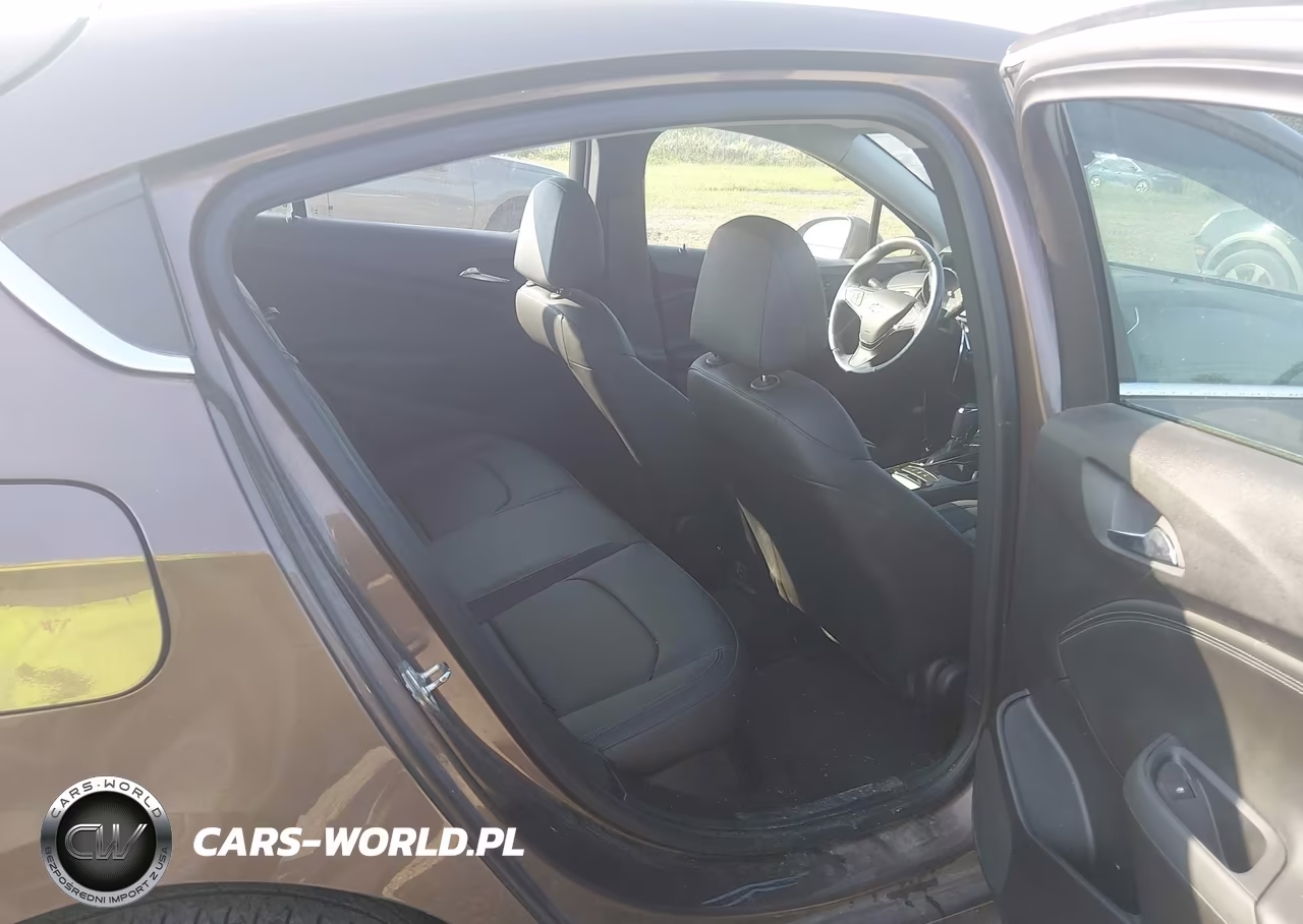2019 Chevrolet Cruze Diesel VIN:3G1BH6SE3KS595508 - 8