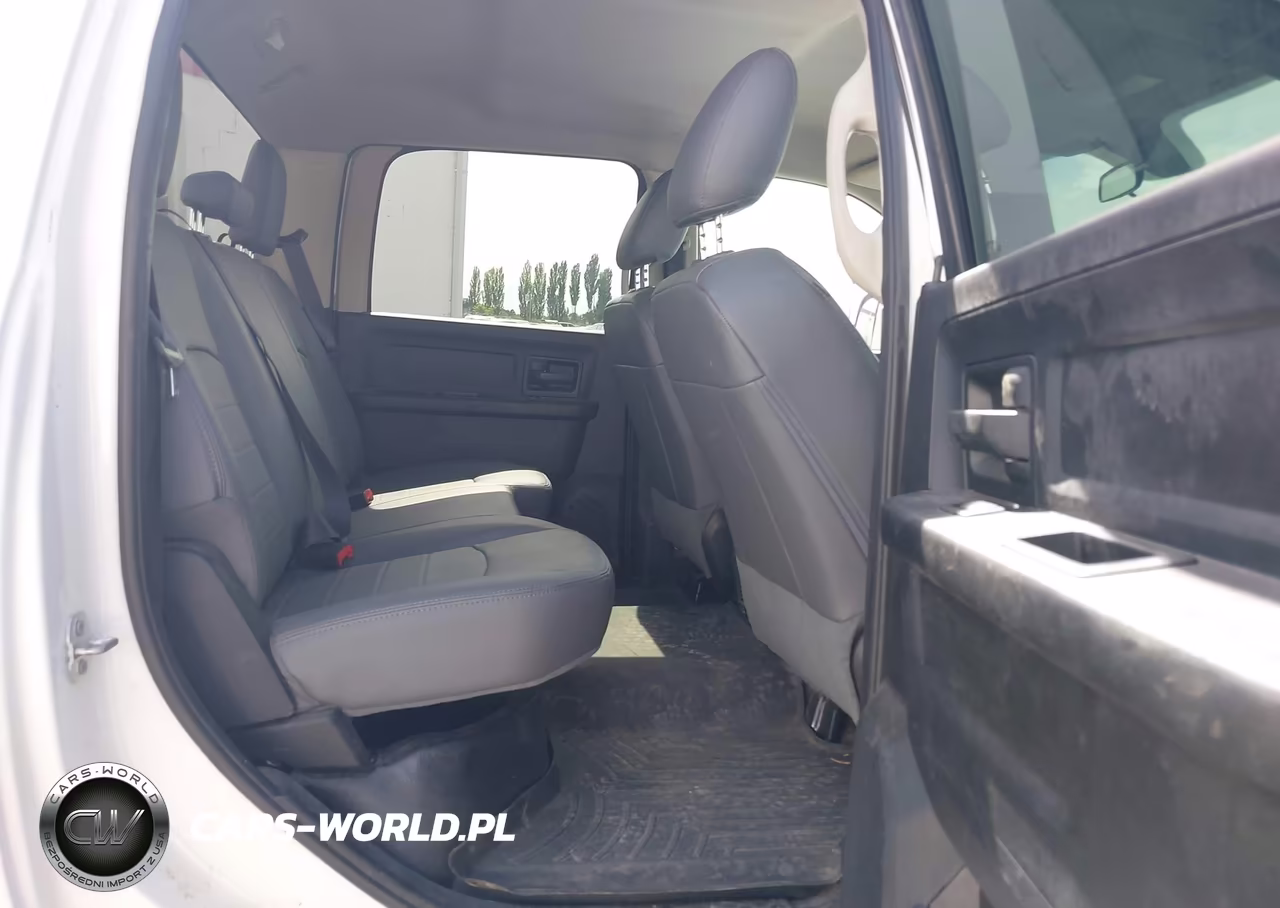 2017 Ram 3500 Tradesman 4X4 8' Box VIN:3C63R3GT3HG710500 - 8