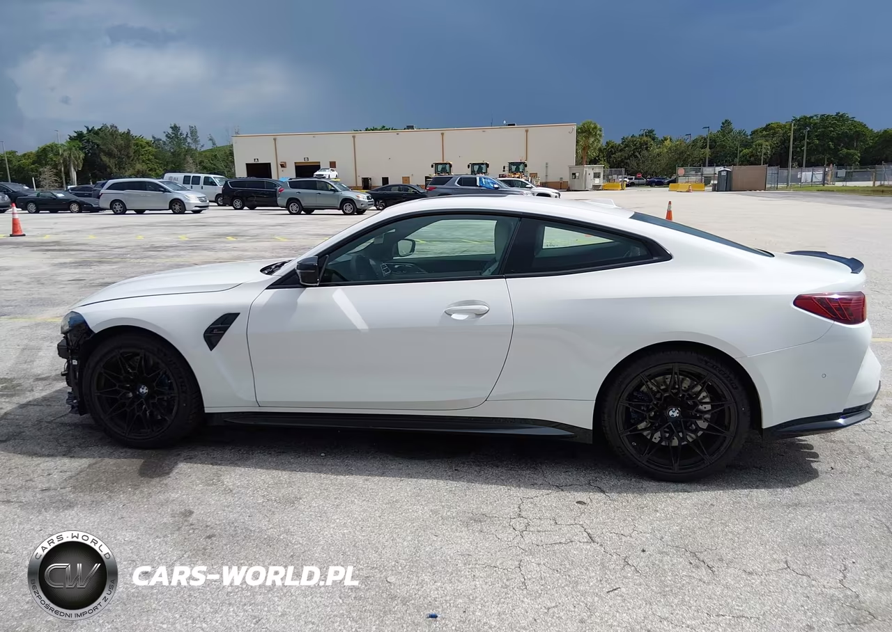 2026 BMW M4 Competition VIN:WBS33HK09VCY33729 - 15