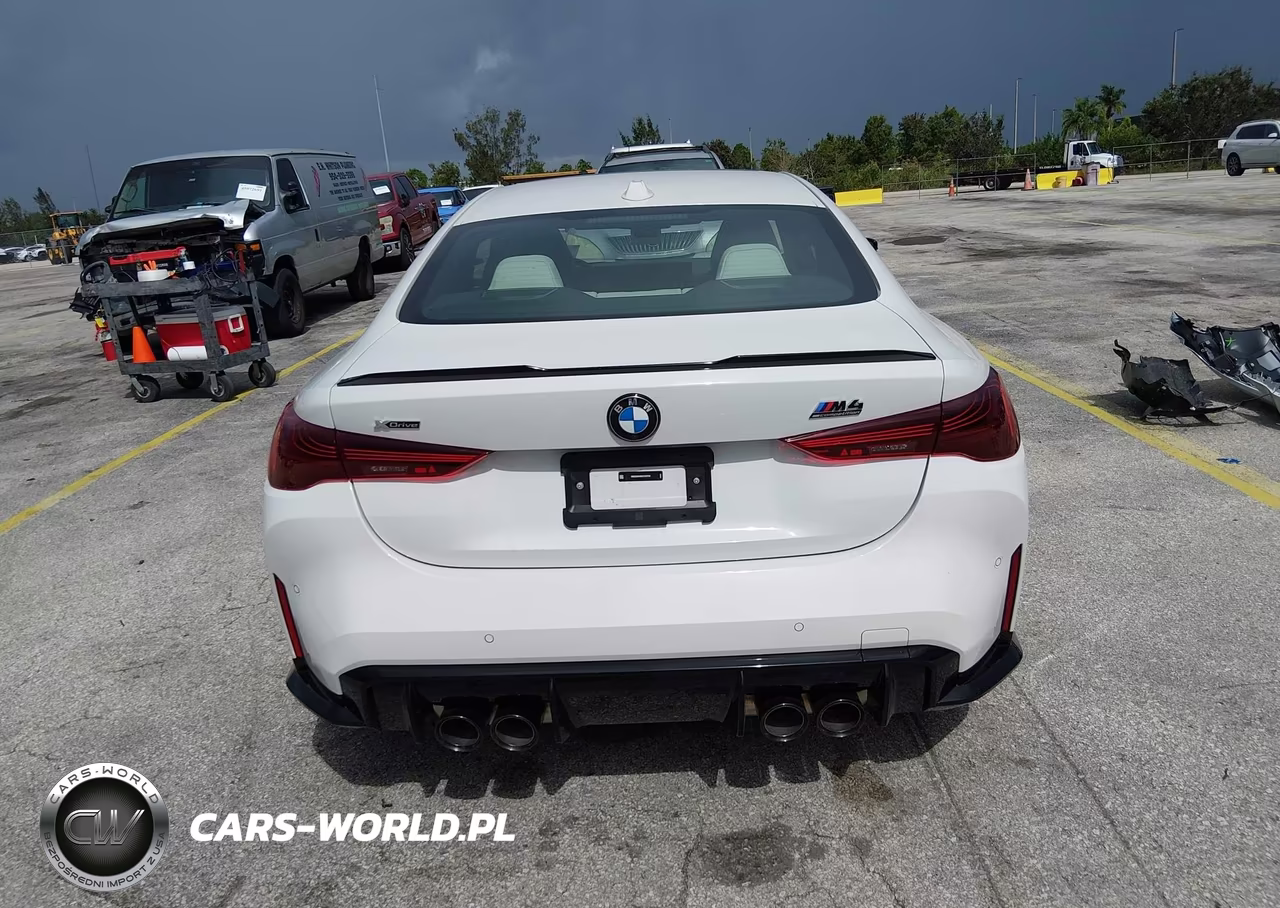 2026 BMW M4 Competition VIN:WBS33HK09VCY33729 - 17